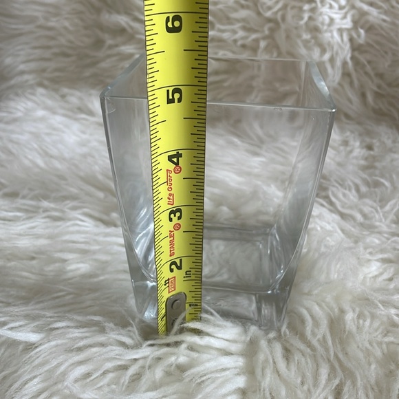 Glass Mini Vase - Picture 3 of 7